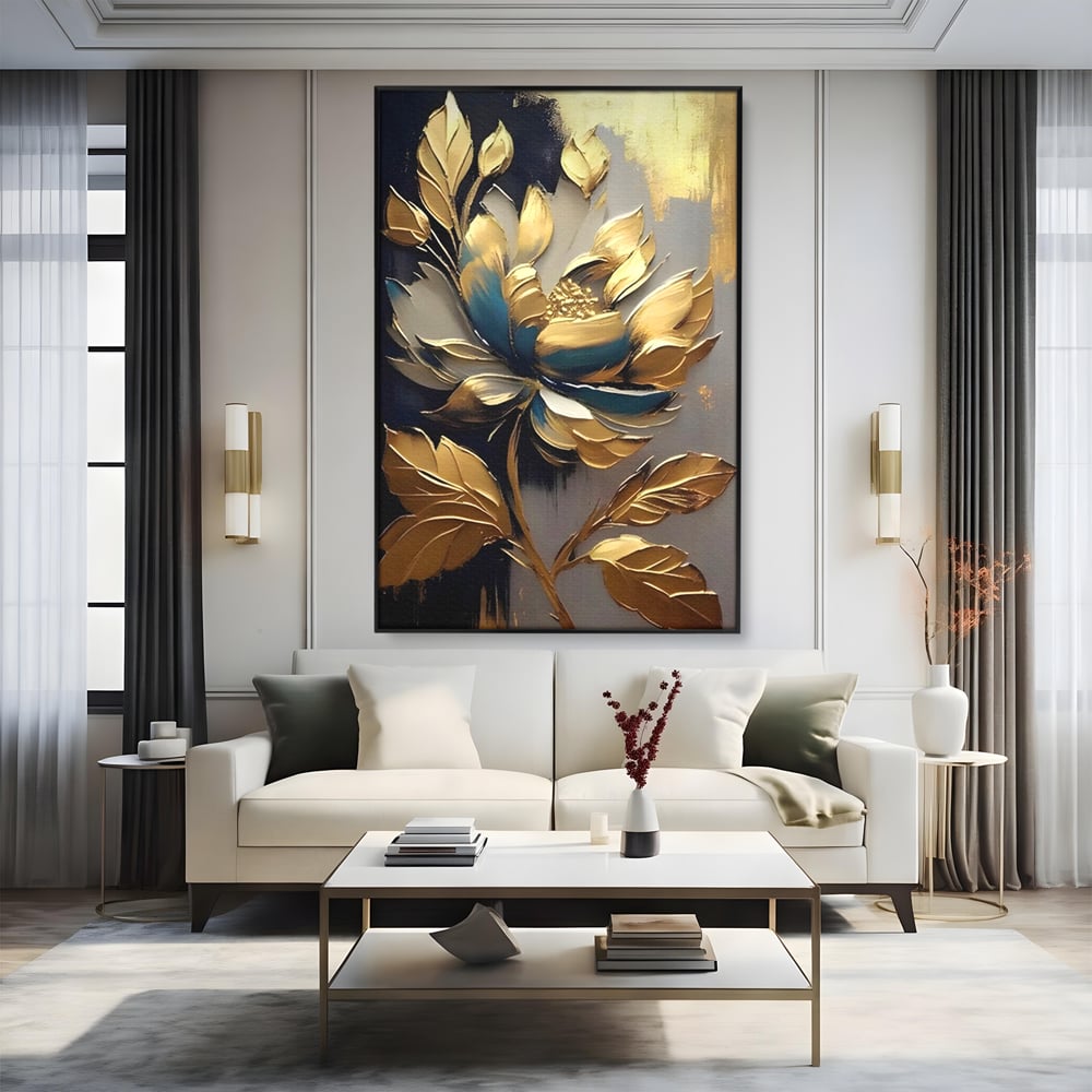Tablou canvas cu tablou canvas cu floare aurie, in rama de aluminiu negru, pe perete intr-un living